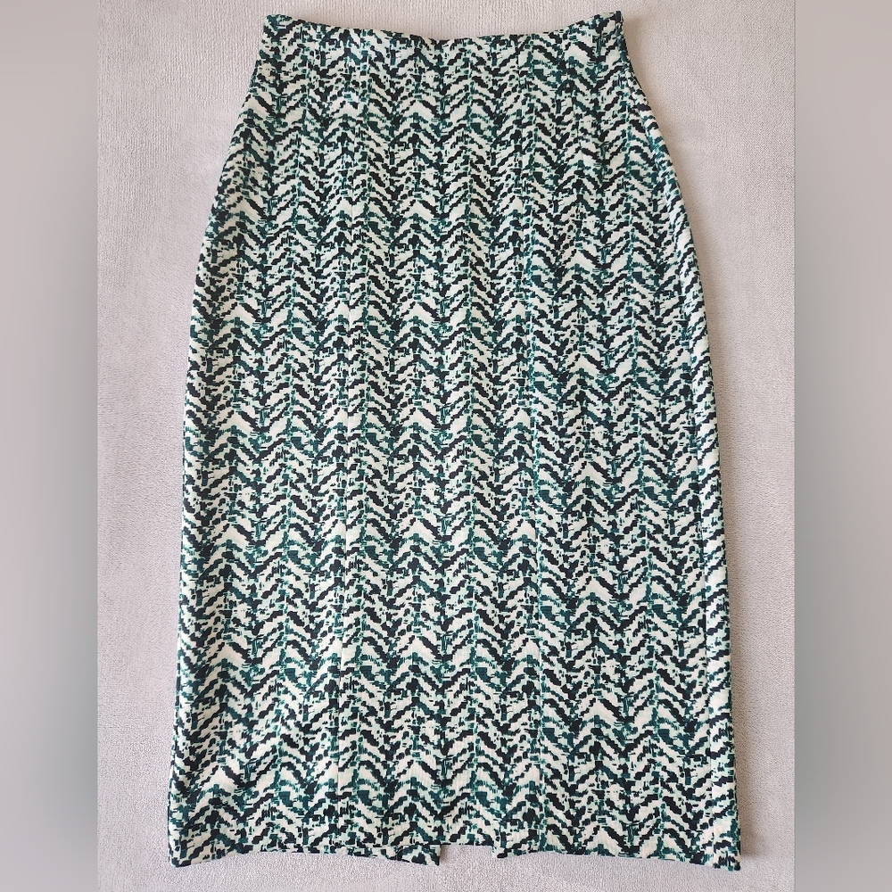 New York & Company Green and Black Patterned Pencil Skirt